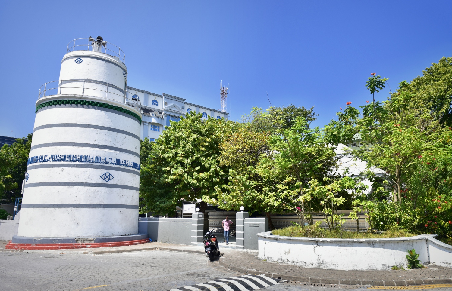 ހުކުރު މިސްކިތް: ދުނިޔޭގެ ތަރިކައިގެ ލިސްޓުގައި ހިމެނޭ ބިނާއެއް. ފޮޓޯ: ނިޝާން އަލީ/ މިހާރު