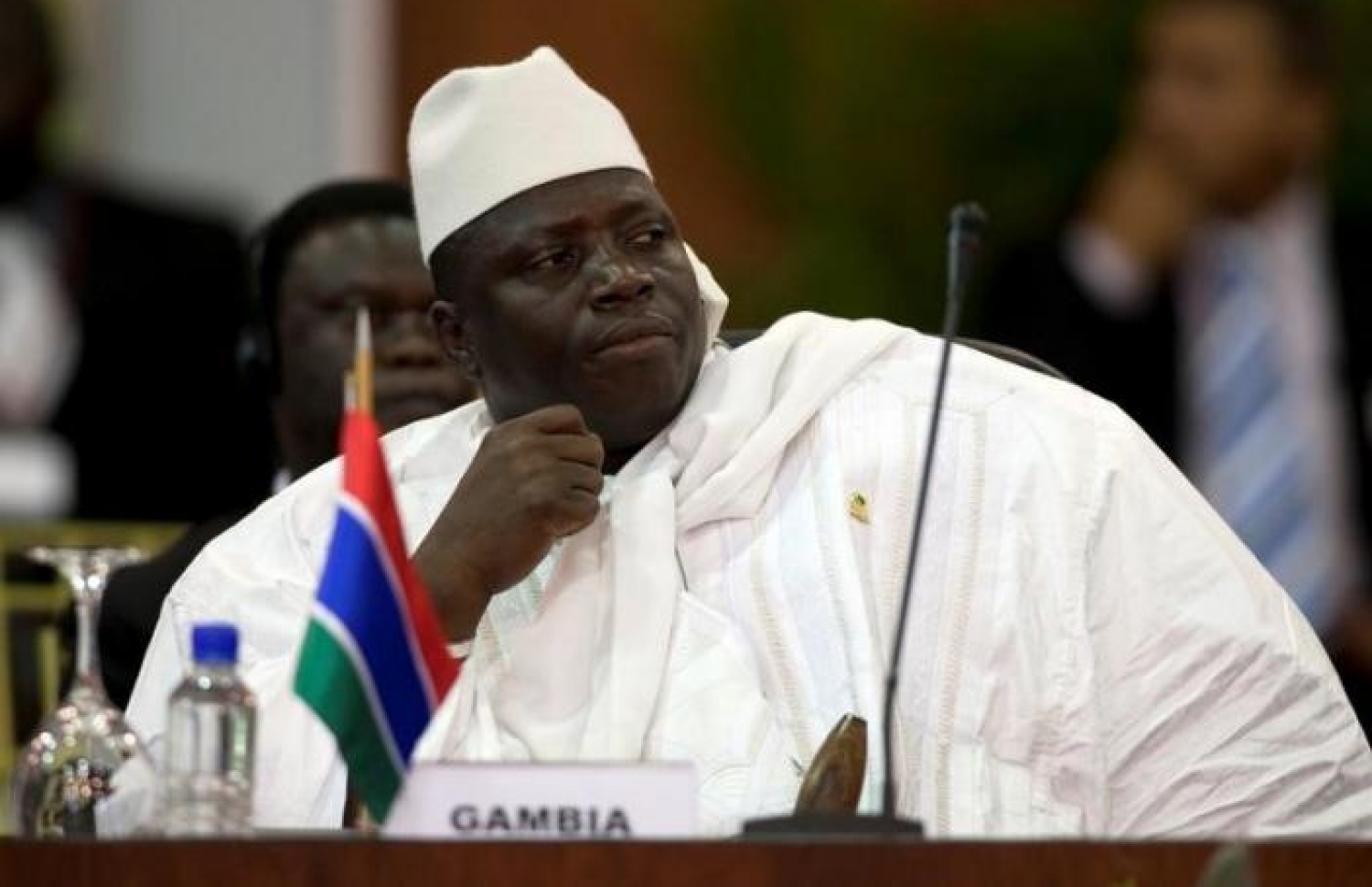 މަގާމުގެ މުއްދަތު ހަމަވެފައިވާ، ގެމްބިއާގެ ރައީސް އަލް ހާޖީ ޔަހްޔާ ޖައްމާ. ފޮޓޯ ރޮއިޓާސް