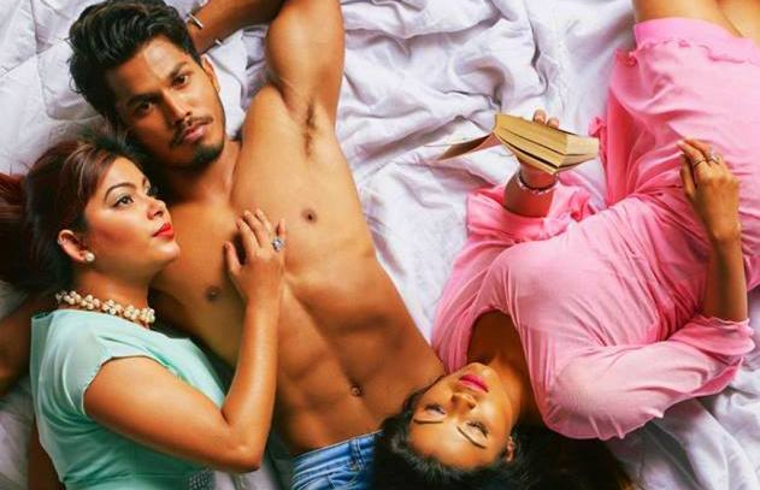 ފިލްމް "ހައްދު" ގެ ޕޯސްޓަރެއް: ފިލްމް ސިނަމާ އަށް އަންނާނީ ސެޕްޓެމްބަރު ހައެއްގައި.