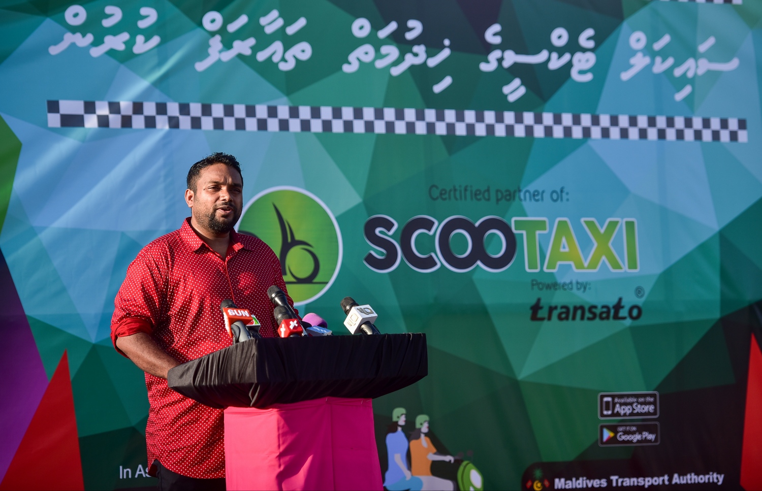 މާލެ: ޖެނުއަރީ 29، 2017: ސައިކަލު ޓެކްސީގެ ޚިދުމަތް ފެށުމުގެ ގޮތުން ބޭއްވި ރަސްމިއްޔާތުގައި ސްކޫ ޓެކްސީގެ މެނޭޖިން ޑިރެކްޓަރު ވާހަކަ ދައްކަވަނީ. --މިހާރު ފޮޓޯ/ނިޝާން އަލީ