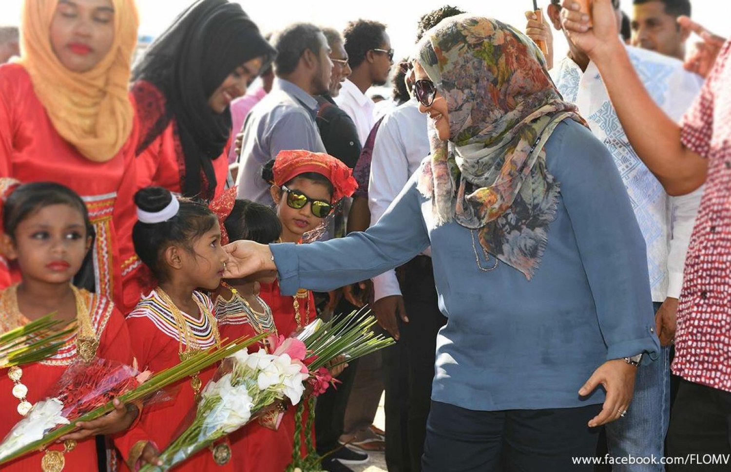ފަސްޓް ލޭޑީ މެޑަމް ފާތިމަތު އިބްރާހިމް، ލަންދޫއަށް ވަޑައިގަތުމުން މަރުހަބާ ދަންނަވަނީ.-- ފޮޓޯ: ފަސްޓް ލޭޑީ ސޯޝަލް މީޑިއާ