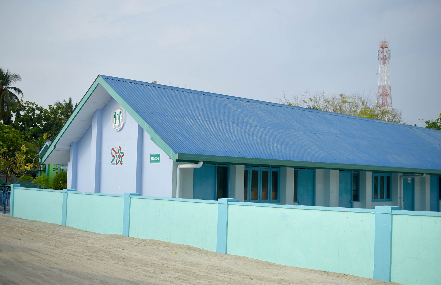 ހއ. ހޯރަފުށީގައި ހުންނަ އަތޮޅު މަދަރުސާގެ ކްލާސްރޫމެއް. -- ފޮޓޯ: އަބްދުﷲ އައުރާފް/މިހާރު