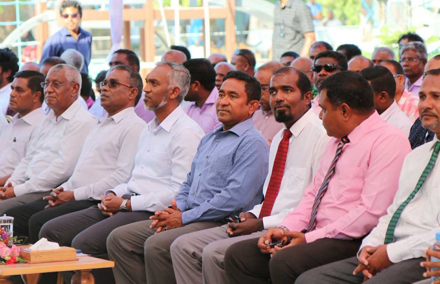 ހިންމަފުށީ ބިން ހިއްކުމުގެ މަޝްރޫއުގެ ނިމުން ފާހަގަކުރުމަށް މިއަދު ހަވީރު އެ ރަށުގައި ބޭއްވި ރަސްމިއްޔާތުގައި ޕީޕީއެމްގެ ނައިބު ރައީސް އަބްދުއްރަހީމް (ވ-3) ބައިވެރިވެވަޑައިގަންނަވަނީ.---ފޮޓޯ: ހައުސިން މިނިސްޓްރީ