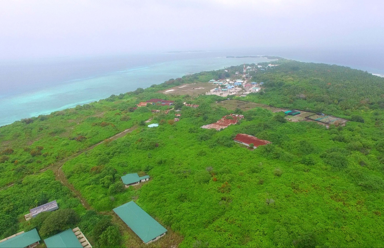 ހއ. އުލިގަމުގެ މަތިން ނަގާފައިވާ ފޮޓޯއެއް. ބިން ބޮޑު މި ރަށުގެ އާބާދީ ވަރަށް ކުޑަ. -- ފޮޓޯ: އަބްދުﷲ އައުރާފް/މިހާރު