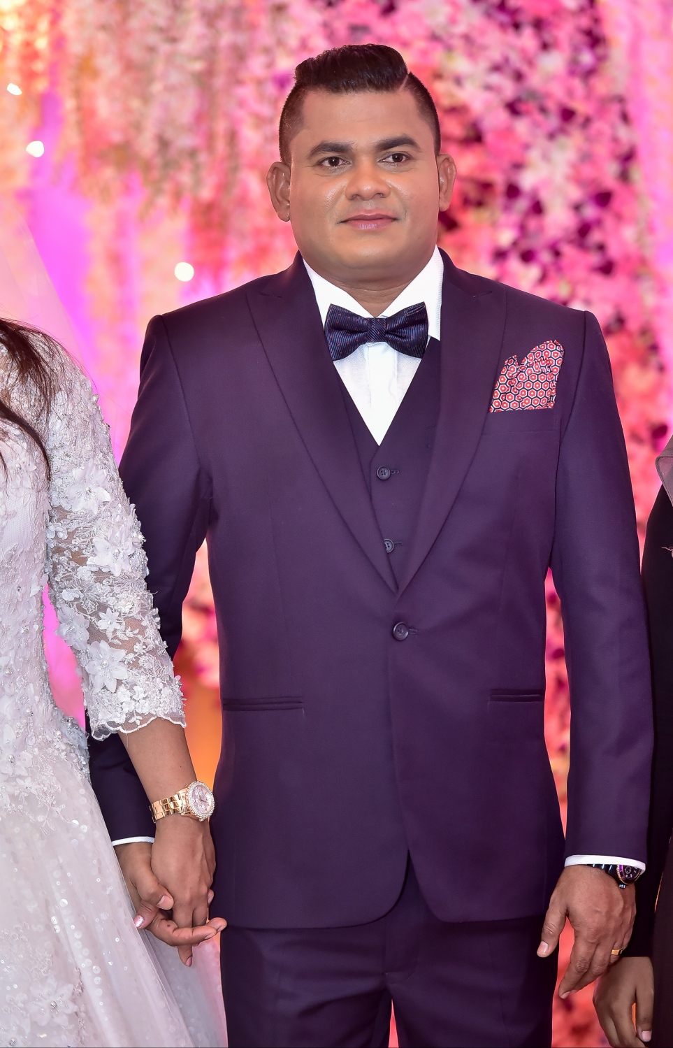 މާލެ: ފެބްރުއަރީ 17، 2017- ޔޫތު އެންޑް ސްޕޯޓްސް މިނިސްޓަރު އިރުތިޝާމާއި ހުޅުދޫ ދާއިރާގެ މެމްބަރު މުހައްމަދު ޝާހިދުގެ ކައިވެނީގެ ހަފުލާގެ ތެރެއިން ޝާހިދު.---ފޮޓޯ: ނިޝާން އަލީ/މިހާރު