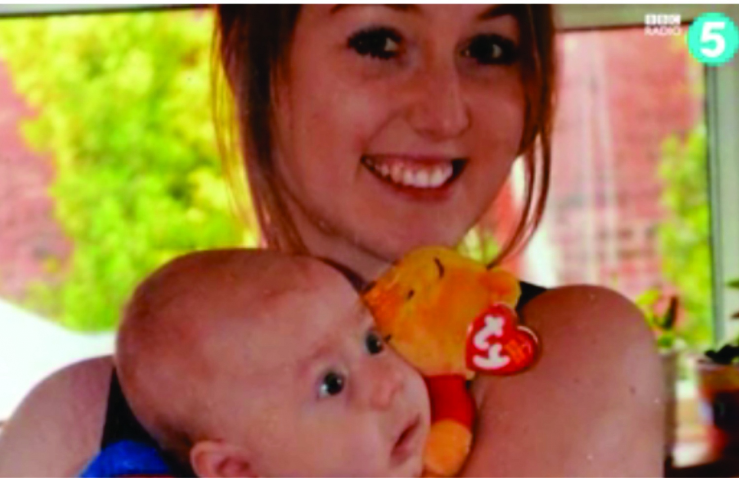 ސާރާ އޭނާގެ ދަރިފުޅާއެކު