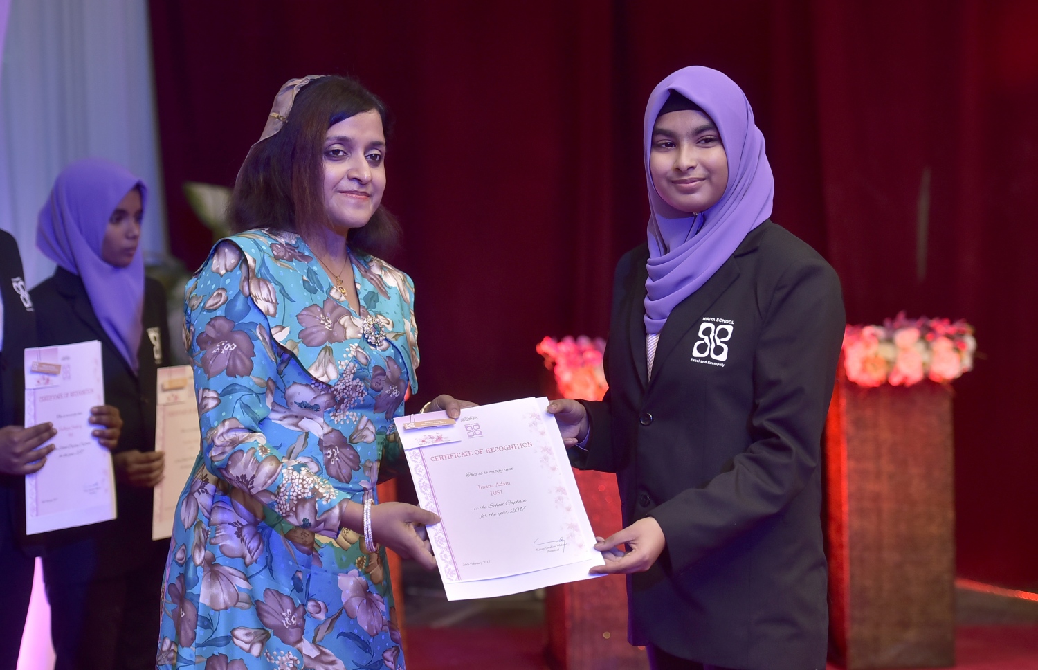 ހިރިޔާ ސްކޫލުގެ ޕްރިފެކްޓުން ހުވާކުރުމާއި ކްލަބްތަކުގެ އިސް މަގާމުތައް ހަވާލުކުރުން