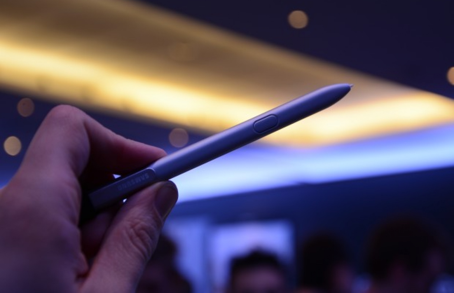 ސެމްސަންގް އެސް ޕެން: ގެލަކްސީ ނޯޓް އާއިލާ އަށް އުފަންކުރުވި އެސް ޕެން ތަރައްގީކޮށް ގެލަކްސީ ބުކަށް ވާރުތަކޮށްފައި