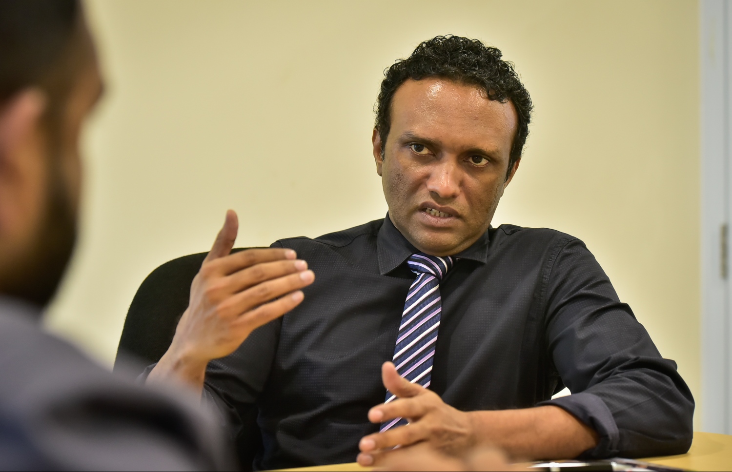 އެންސިސްގެ އެއް ޑައިރެކްޓަރު ވާހިދު: އޭނާ ވިދާޅުވަނީ އާ ފެކްޓަރީ ކާމިޔާބުވާނެ ކަމަށް -- ފޮޓޯ: ނިޝާން އަލީ /މިހާރު