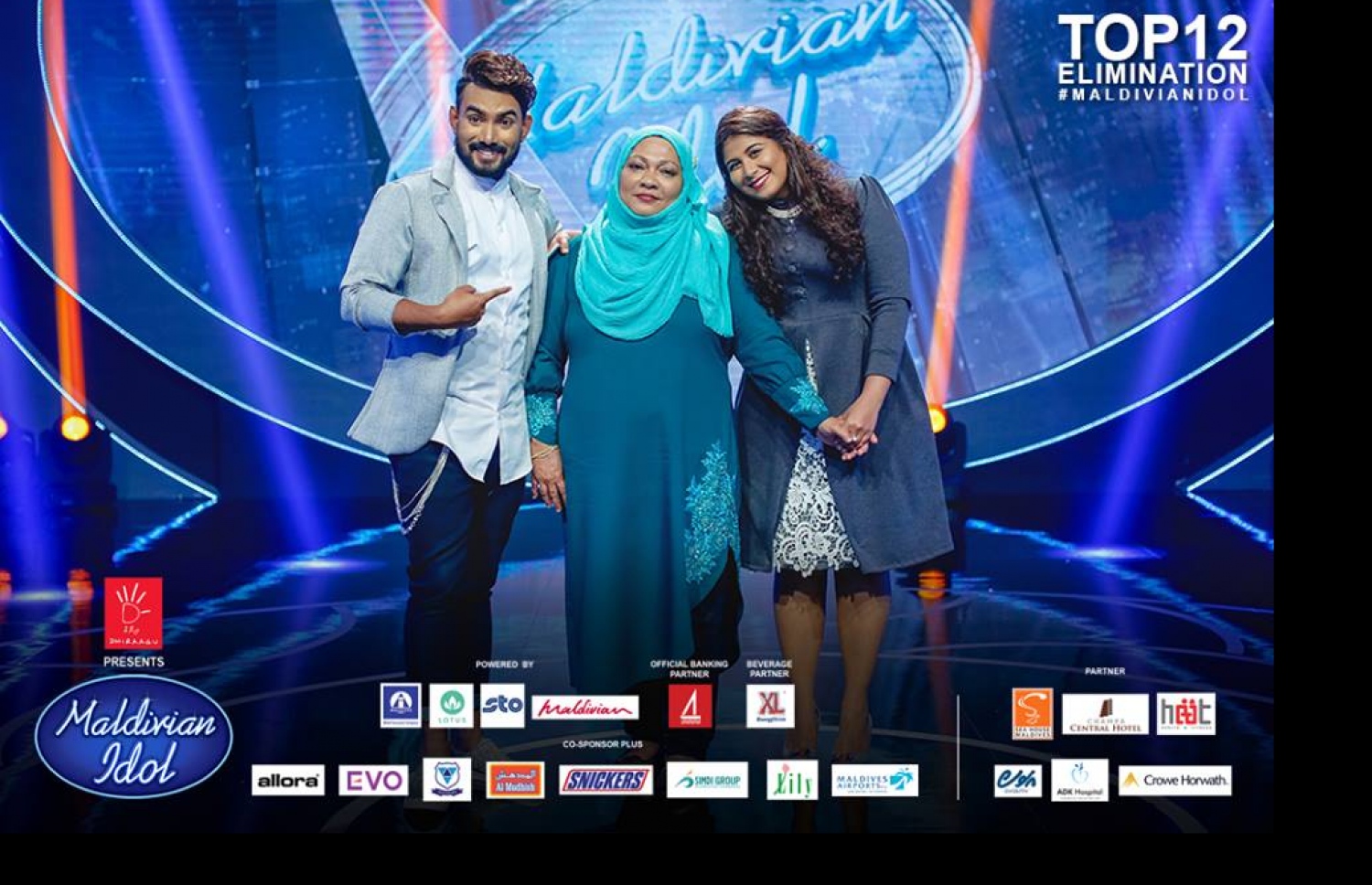 މޯލްޑިވިއަން އައިޑޮލް 2ގެ ދެ ޕްރެޒެންޓަރުންނާ އެކު ފާތުމަތު ރައޫފް.