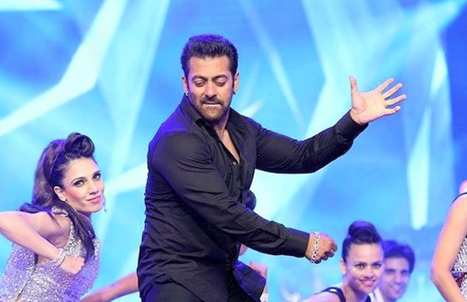 ސަލްމާން: އޭނާ އޮތީ ފޯބްސް ލިސްޓްގެ 10 ވަނައިގައި.