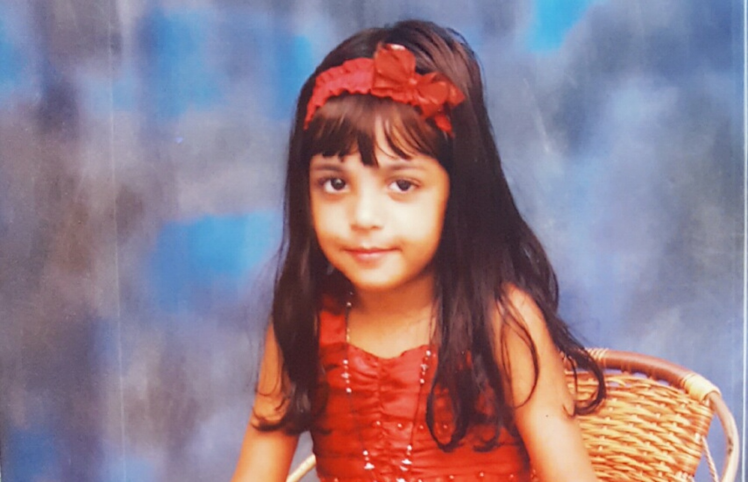 މައިއްކޮ ހަތަރު އަހަރުގައި ނަގާފައިވާ ފޮޓޯއެއް.