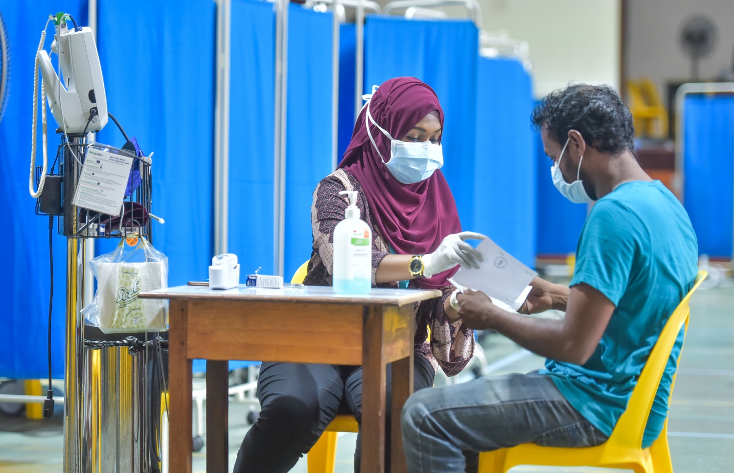 ސްވައިން ފްލޫއަށް ޓެސްޓު ކުރަނީ: މި ރޯގާގައި ހަތް މީހަކު މަރުވި-- މިހާރު ފޮޓޯ