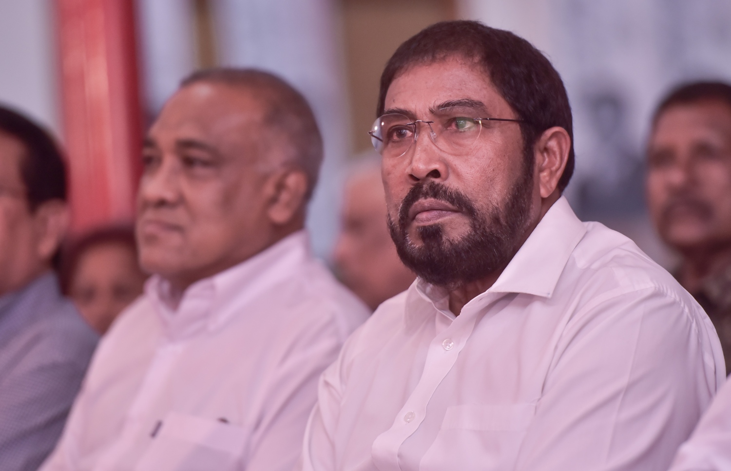 މާލެ: މާޗް 23، 2017- ޖޭޕީގެ އޮފީސް ކުނޫޒްގައި ބޭއްވި ޖަލްސާގައި އެ ޕާޓީގެ ލީޑަރު ގާސިމް ބައިވެރިވެވަޑައިގަންނަވަނީ.---ފޮޓޯ: ހުސެއިން ވަހީދު/މިހާރު