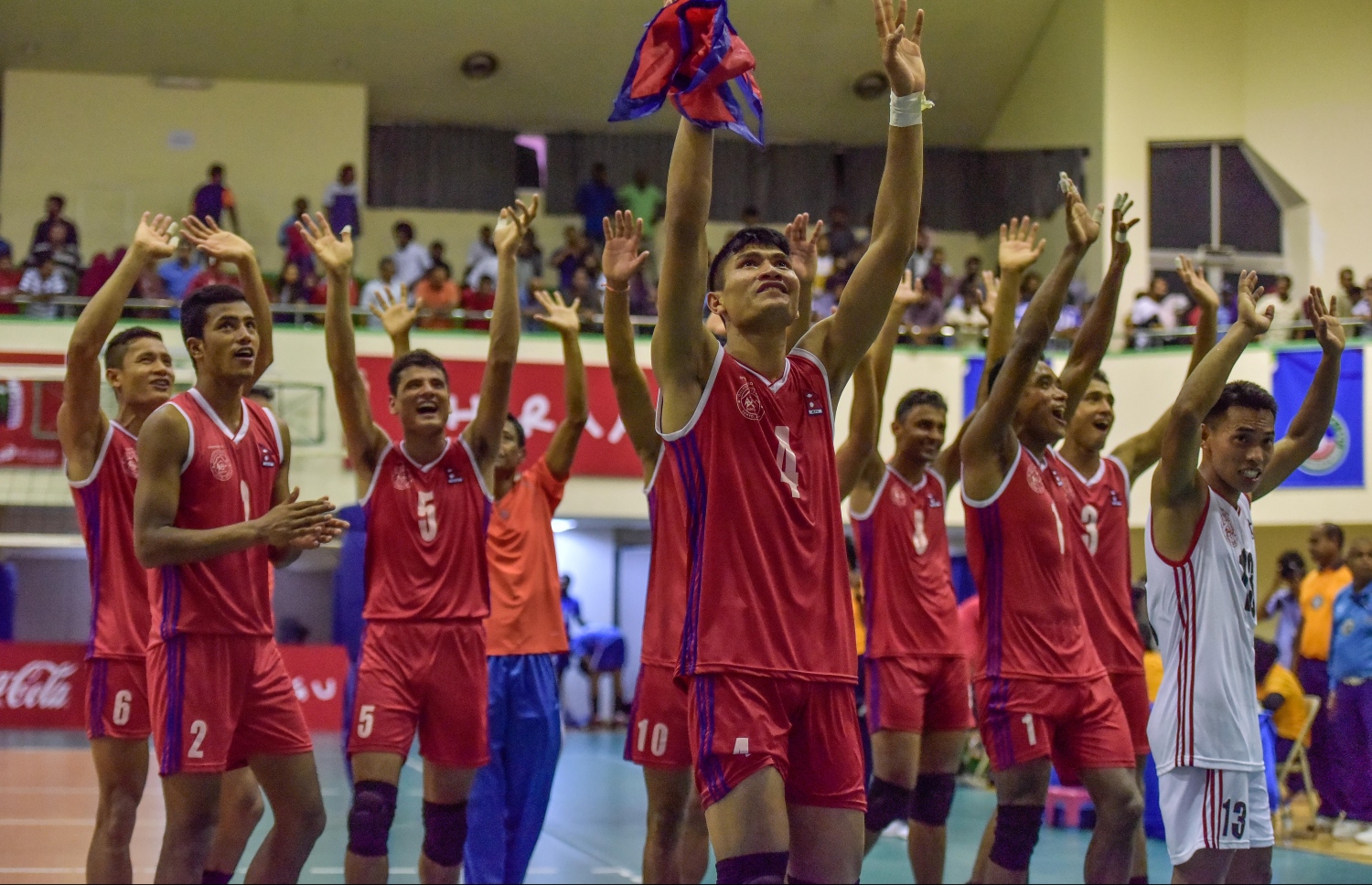 މާލޭގައި ރާއްޖެ ބަލިކުރުމަށް ފަހު ނޭޕާލް ކުޅުންތެރިން އުފާފާޅުކުރަނީ.-- ފޮޓޯ: މިހާރު ފައިލް ފޮޓޯ