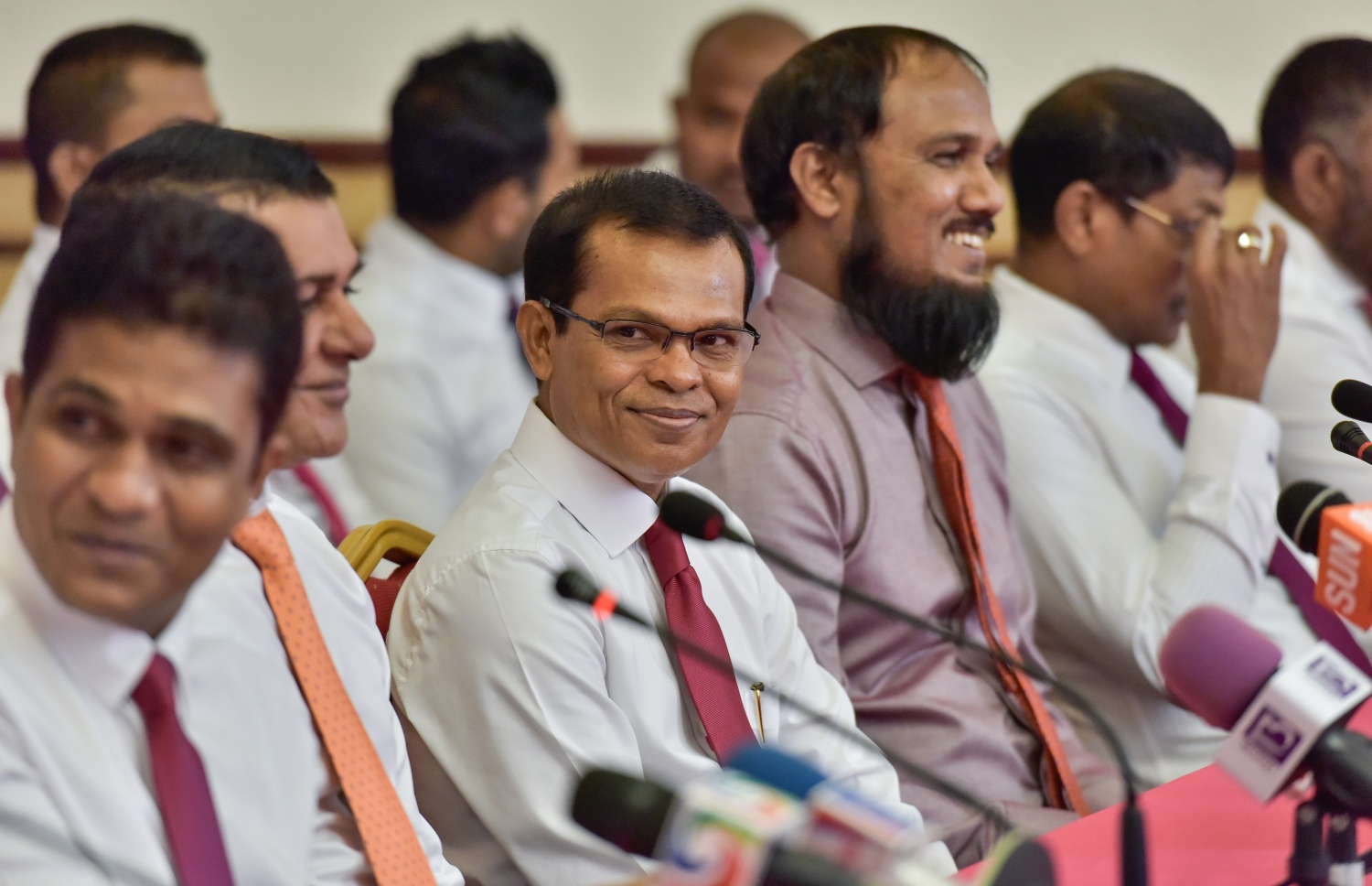 ޕީޕީއެމް/އެމްޑީއޭގެ ޖޮއިންޓް ޕާލަމެންޓްރީ ގުރޫޕުގެ މިއަދުގެ ނިއުސް ކޮންފަރެންސް މަސީހު (ވ-3) ބައިވެރިވެވަޑައިގަންނަވަނީ. - ފޮޓޯ: ނިޝާން އަލީ/ މިހާރު