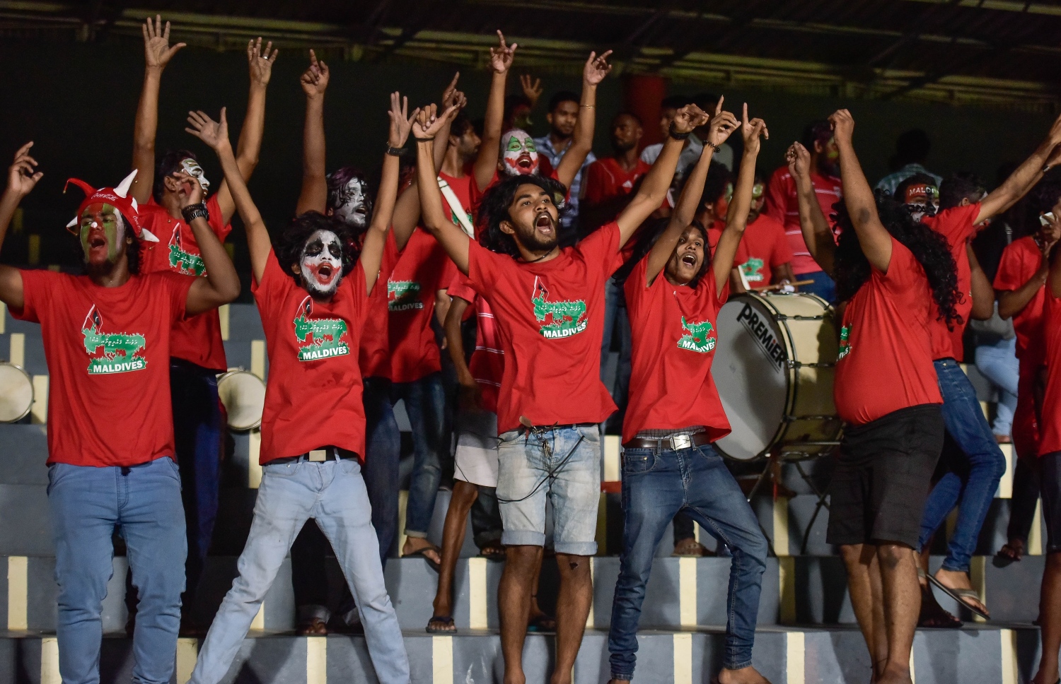 މާލެ: 28 މާޗް 2017، އޭޝިއަން ކަޕް ކޮލިފައިންގައި ދިވެހިރާއްޖެ އާއި ފަލަސްތީން ބައްދަލުކުރި މެޗުގެ ތެރެއިން، މި މެޗުގައި ވެސް ދިވެހިން ފަލަސްތީނަށް ސަޕޯޓްކުރި --. ފޮޓޯ:ނިޝާން އަލީ/މިހާރު