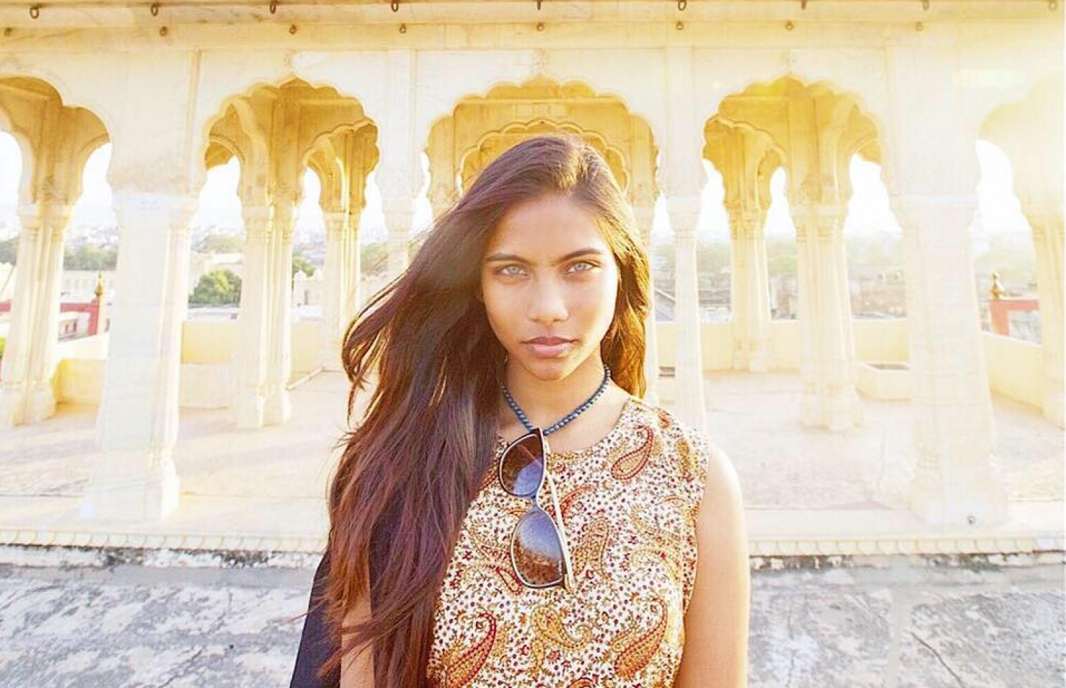 ދިވެހި މޮޑެލް ރައުދާ.-- ފޭސްބުކް ފޮޓޯ