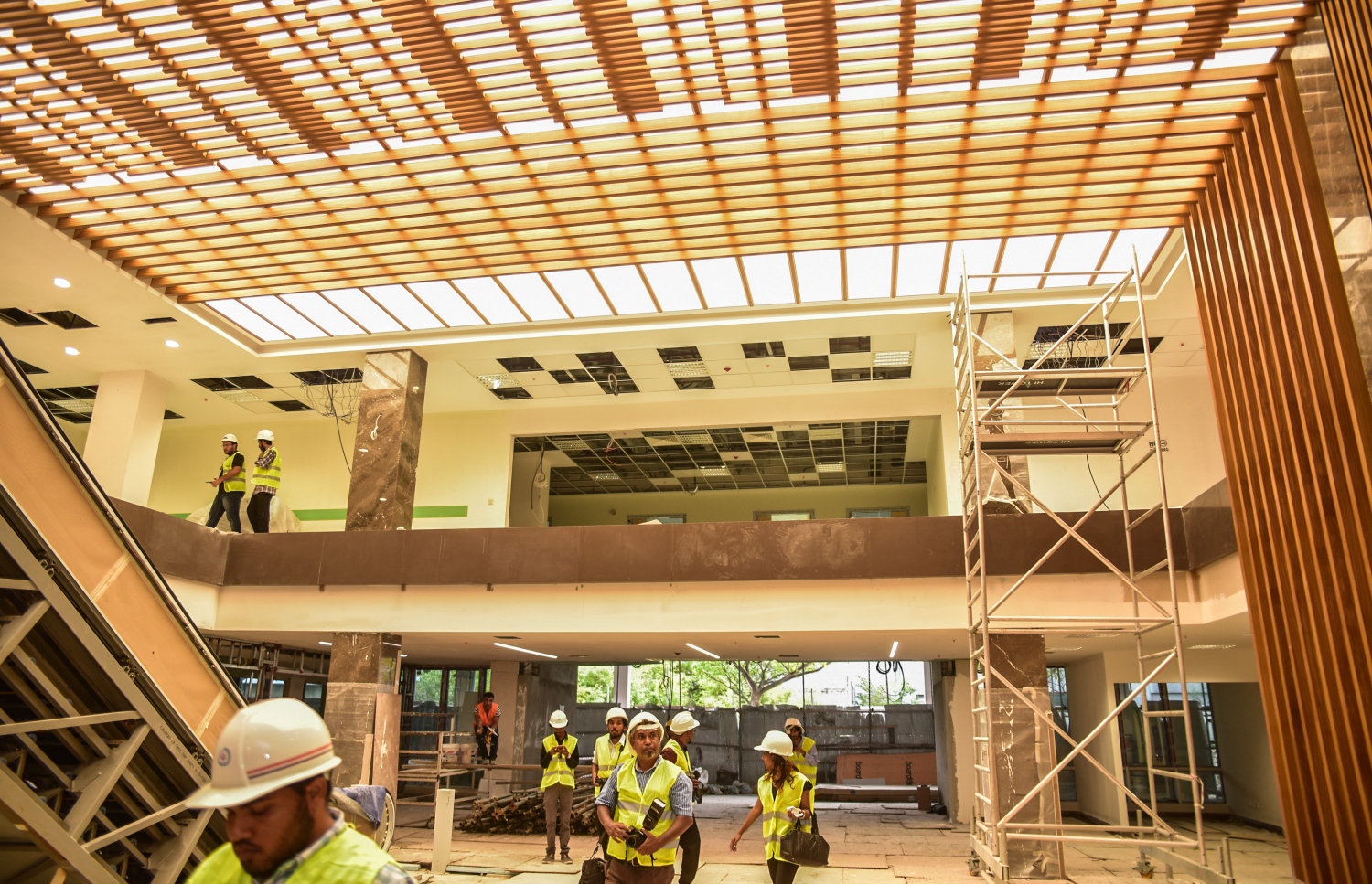 ހުޅުމާލެ: އޭޕްރީލް 2، 2017- ޓްރީ ޓޮޕް އިންވެސްޓްމަންޓުން ހުޅުމާލޭގައި އިމާރާތް ކުރަމުން އަންނަ ޓްރީ ޓޮޕް ހޮސްޕިޓަލް: މިތަނުގައި މިހާރު ކުރަނީ އިމާރާތް ނިންމުމުގެ އެންމެ ފަހުގެ މަސައްކަތްތައް.---މިހާރު ފޮޓޯ: ހުސެއިން ވަހީދު