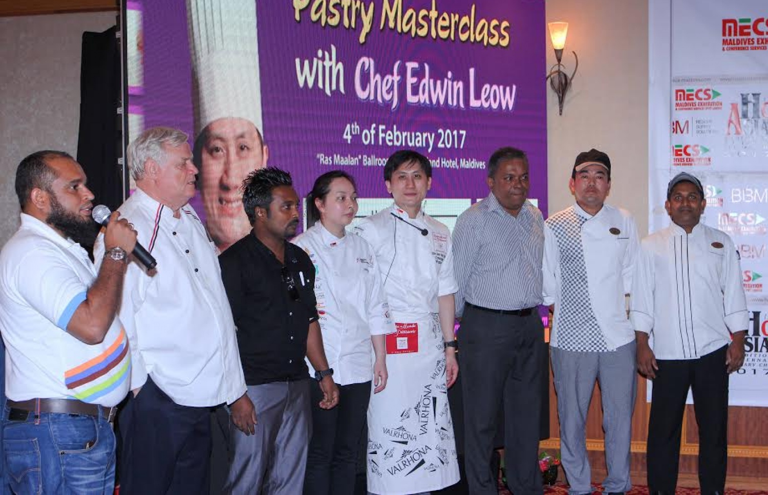 މެކްސްއިން އިންތިޒާމްކުރި ޕޭސްޓްރީ މާސްޓަ ކްލާސްގެ ބައިވެރިން: ހޮންކޮންގް ފެއާގައި ދިވެހި ތިން ޝެފަކު ބައިވެރިކުރަން ވަނީ ނިންމާފައި. ފޮޓޯ: މެކްސް