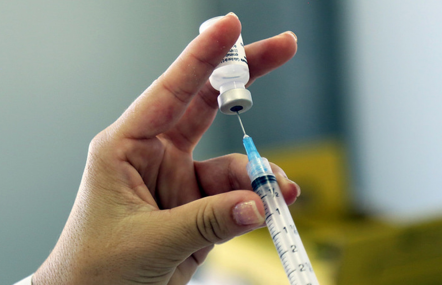 ވެކްސިން ޖެހުމަށް ބައެއް މީހުން ދެކޮޅު ހަދާ