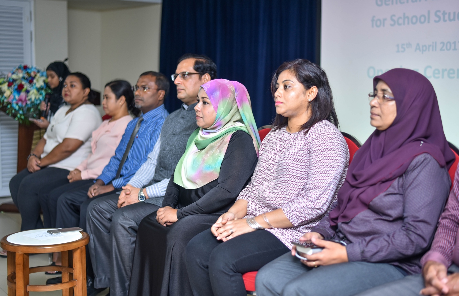 ދަރިވަރުންނަށް ނަފްސާނީ ބައްޔާ ގުޅޭ މައުލޫމާތު ދޭން މިއަދު ފެށި މައުލޫމާތު ދިނުމުގެ ބައްދަލުވުން ފެށުމުގެ ރަސްމިއްޔާތުގައި، ހެލްތާއި އެޑިއުކޭޝަން އަދި ޖަމިއްޔާތަކުގެ އިސްބޭފުޅުން ބައިވެރިވެވަޑައިގަންނަވަނީ.-- ފޮޓޯ: ހުސެއިން ވަހީދު/ މިހާރު