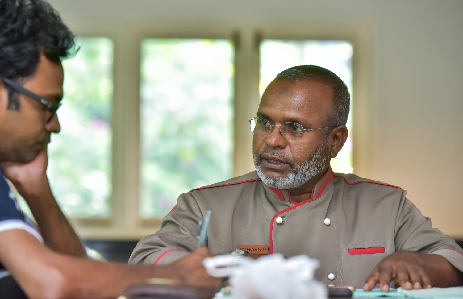 ޑީޑީ މިހާރު ނޫހަށް އިންޓަވިއު ދެއްވަނީ -- ފޮޓޯ: ނިޝާން އަލީ/ މިހާރު