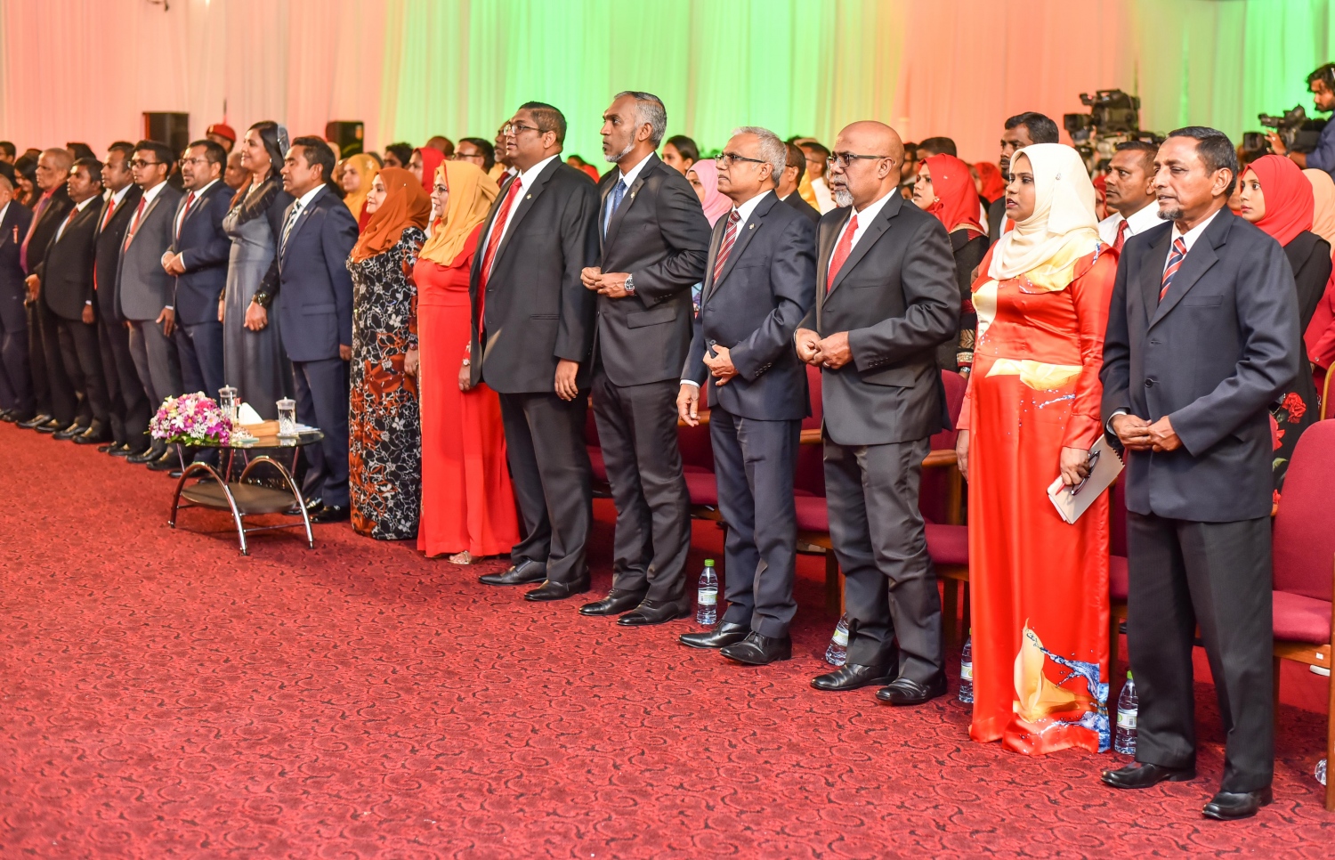 މާލެ: އޭޕްރީލް 20، 2017- މަޖީދިއްޔާ ސްކޫލަށް 90 އަހަރު ފުރުން ފާހަގަކުރުމުގެ ގޮތުން ދަރުބާރުގޭގައި ބޭއްވި ޚާއްސަ ޖަލްސާގެ ތެރެއިން.---މިހާރު ފޮޓޯ: ހުސެއިން ވަހީދު