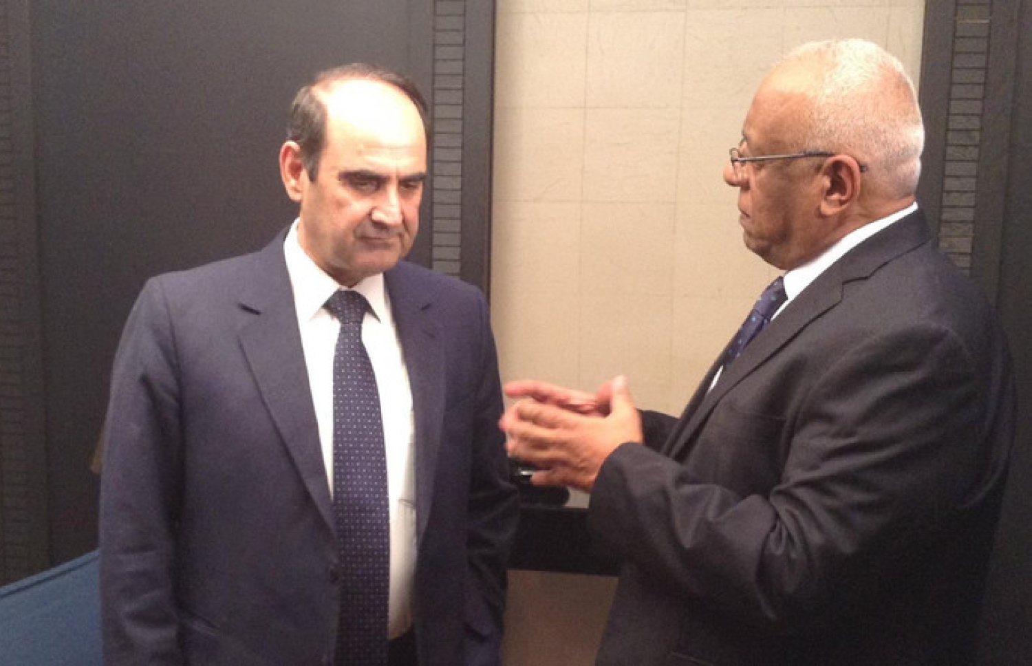 ސައްދާމުގެ ޝަރީއަަތް ކުރިއަށް ގެންދިޔަ އިސް ފަނޑިޔާރު އަލް އަރަބިއާ އަށް އިންޓަވިއު ދެއްވަނީ.