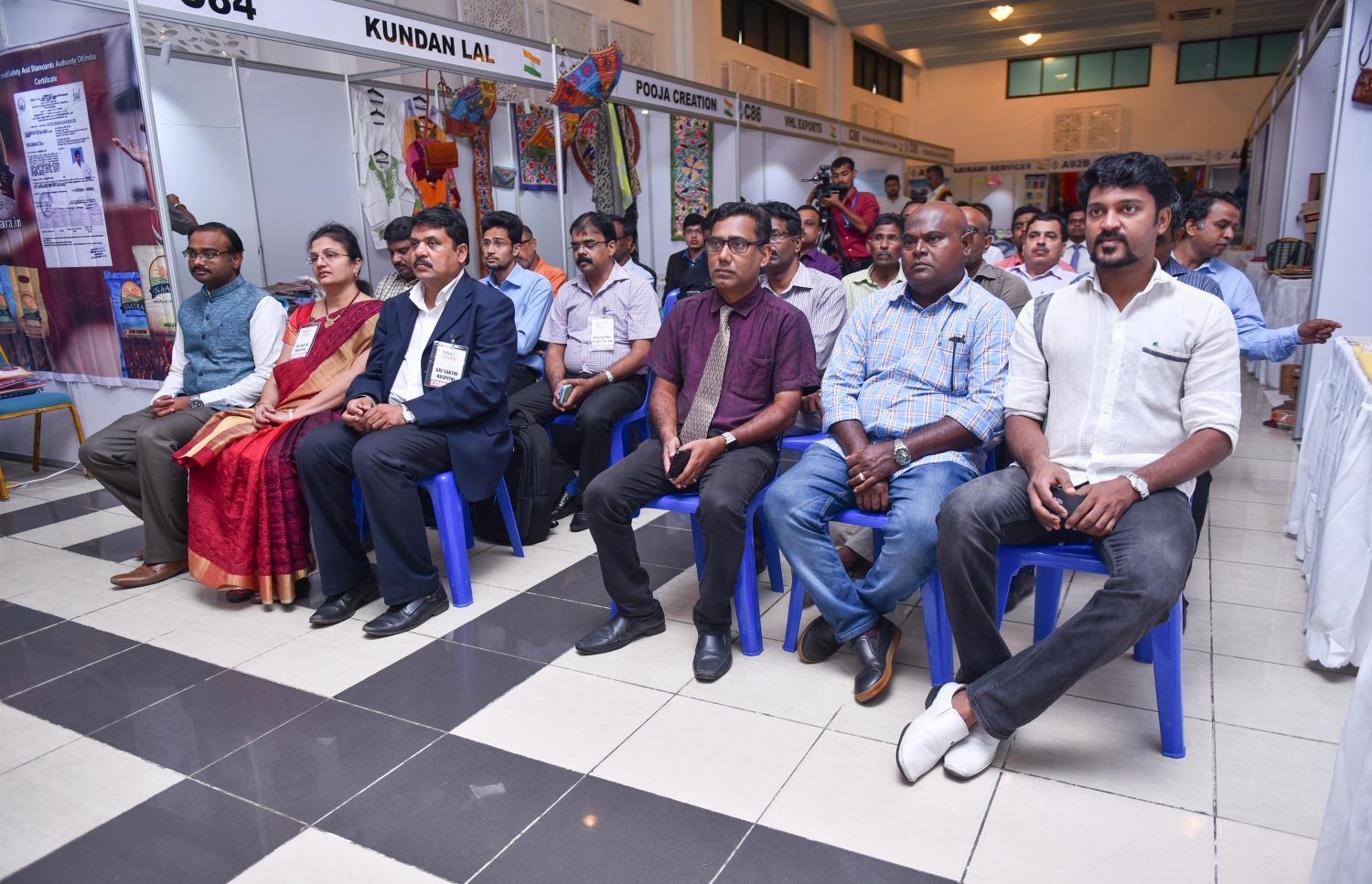 ފެއާ ހުޅުވުމަށް ބޭއްވި ރަސްމިއްޔާތު. އަންނަ ހޮނިހިރު ދުވަހުގެ ނިޔަލަށް ފެރީ ކުރިއަށް ދާނެ. - ފޮޓޯ: ހުސެއިން ވަހީދު/ މިހާރު