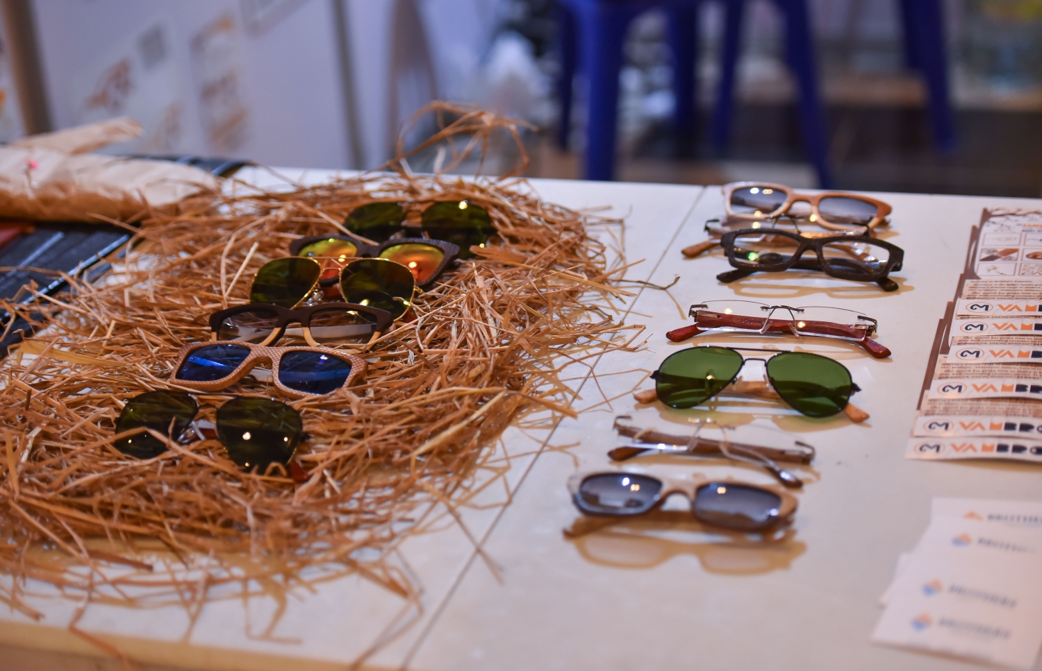 ފެއާގައި ހުރި ސްޓޯލެއް: އެތަނުން އަންނައުނާއި އެކިއެކި ސާމާނު ވިއްކަން ވަނީ ބަހައްޓާފައި. - ފޮޓޯ: ހުސެއިން ވަހީދު/ މިހާރު