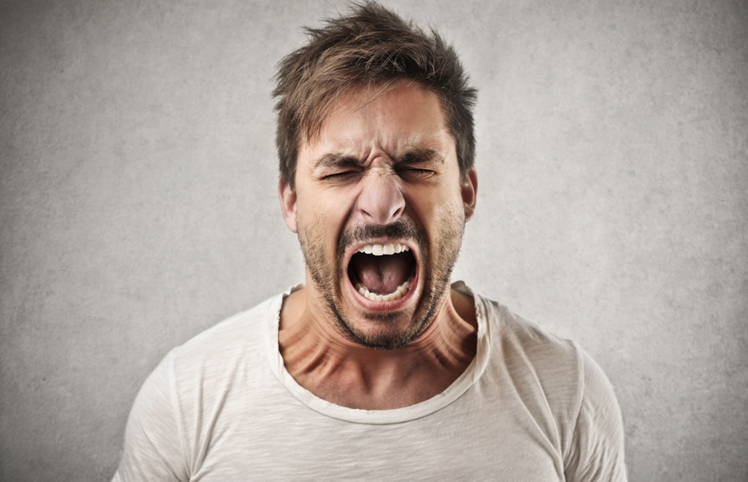 ތަރުބިޔަތުގެ ދާއިރާގައި މަސައްކަތް ކުރާ އިރު ރުޅި ކޮންޓްރޯލު ނުކުރެވިއްޖެ ނަމަ ލިބޭނެ ގެއްލުންތަކާ މެދު ސަމާލުވާން ޖެހޭނެ.