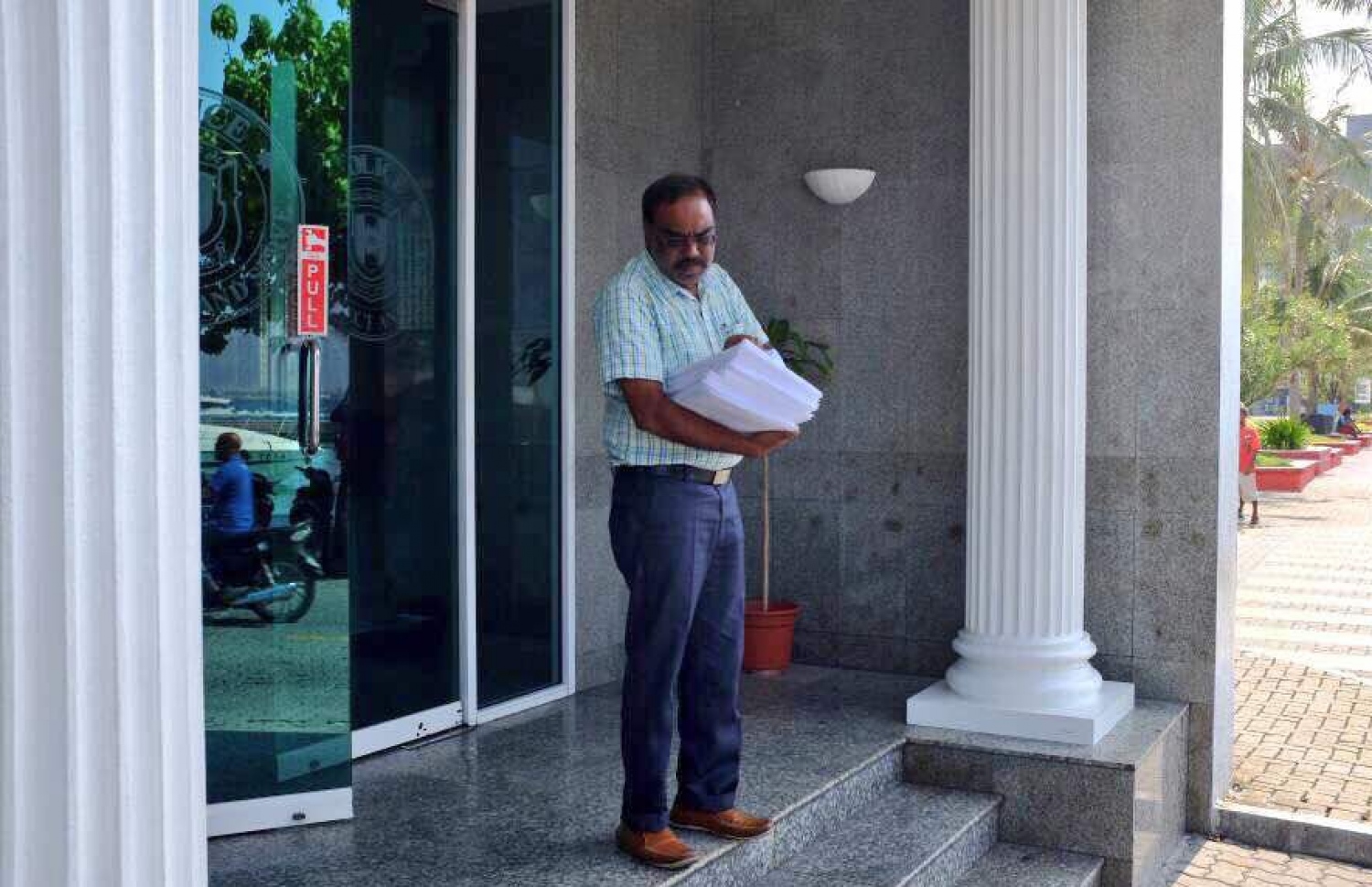 ޔާމީން މަރަށް އިންސާފު ހޯދުމަށް އެދި އޭނާގެ ބައްޕަ ފުލުހުންނަށް ސިޓީތަކެއް ހުށަހެޅުން--