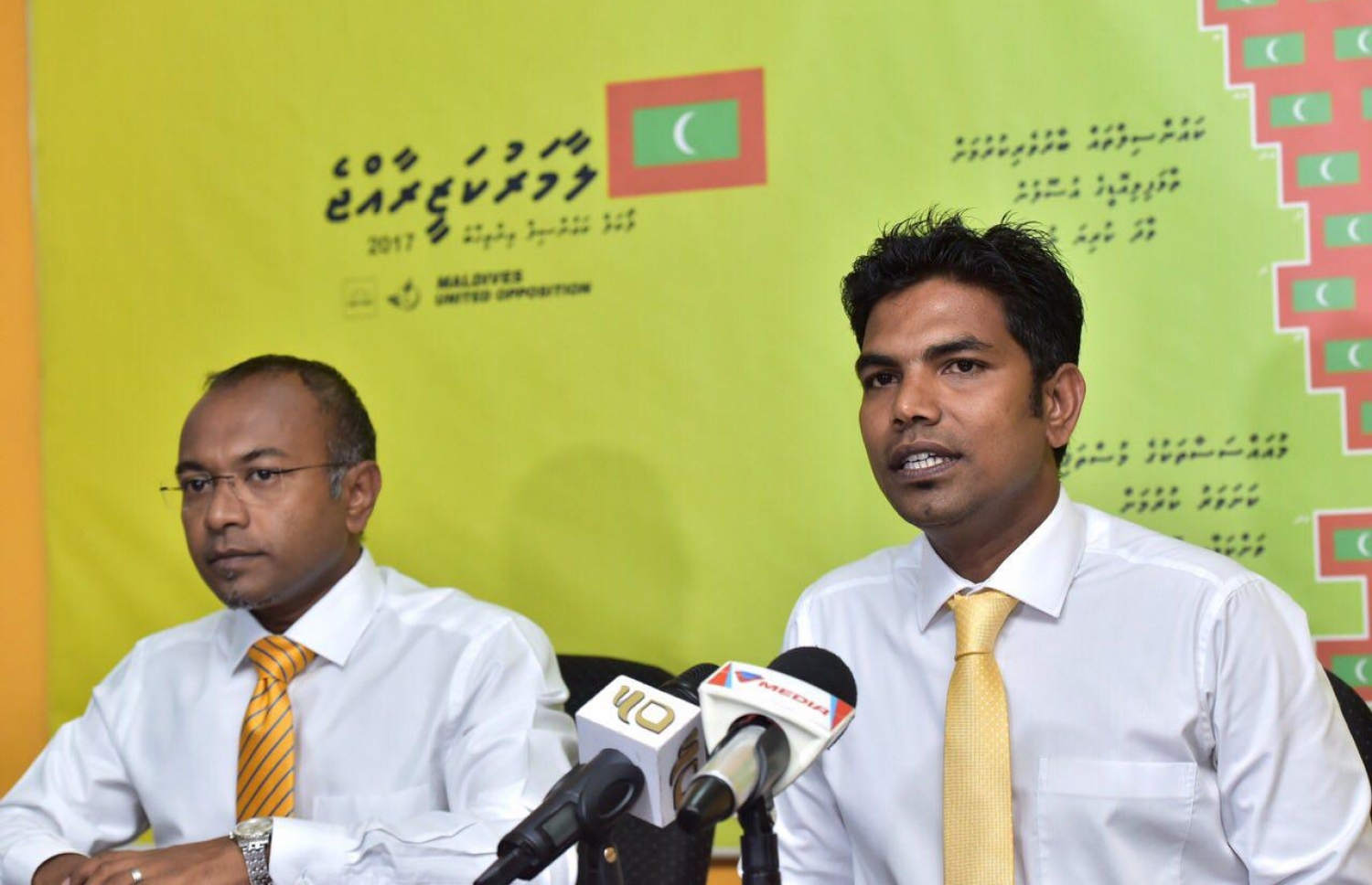 ޝިފާޒް ވާހަކަ ދައްކަވަނީ:-މިހާރު ފޮޓޯ/ނިޝާން އަލީ