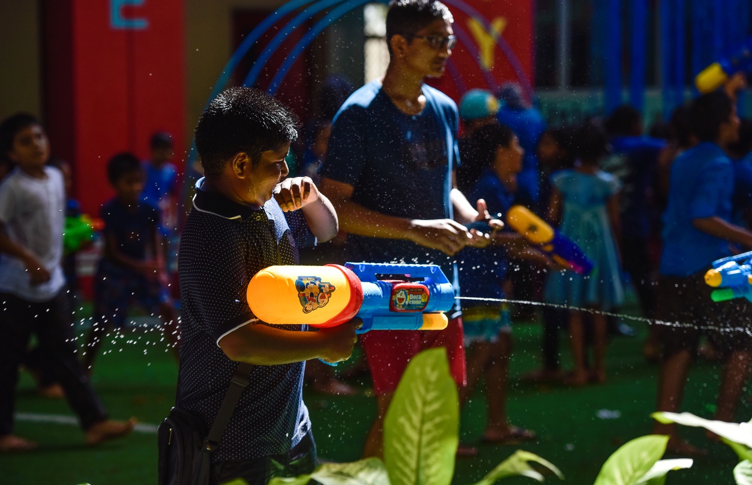 މާލެ: މެއި 10، 2017: މަޖީދިއްޔާ ސްކޫލުގައި ކުޑަކުދިންގެ ދުވަސް ފާހަގަ ކުރުމުގު ގޮތުން މިއަދު ހިންގި ބެއެއް ހަރަކާތްތަކުގެ ތެރެއިން  ކުޑަކުދިންތަކެއް ކުޅެނީ --. ފޮޓޯ:ނިޝާން އަލީ/މިހާރު