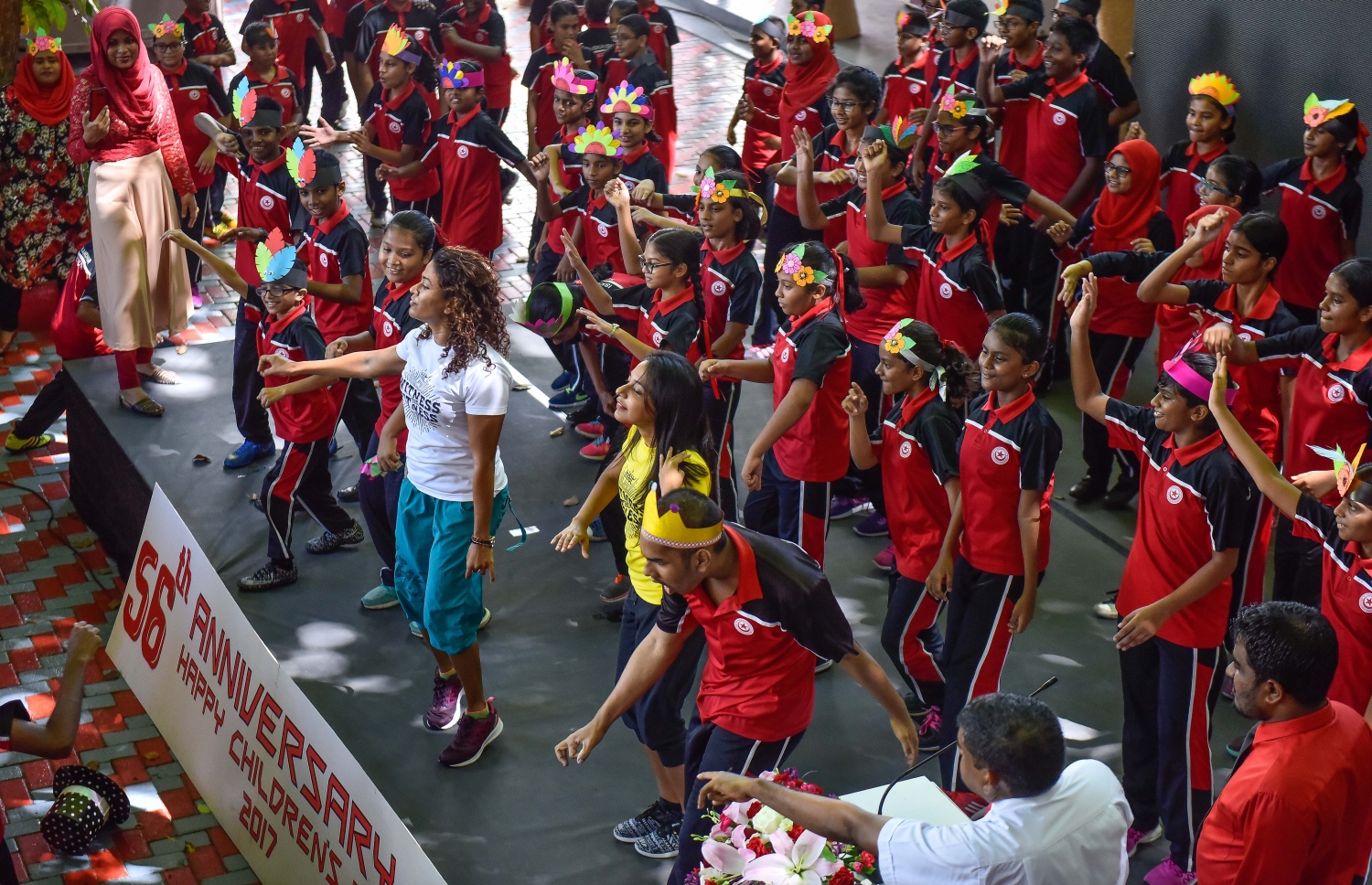 މާލެ: މެއި 10، 2017: އިސްކަންދަރު ސްކޫލުގައި ކުޑަކުދިންގެ ދުވަސް ފާހަގަ ކުރުމުގު ގޮތުން މިއަދު ހިންގި ބެއެއް ހަރަކާތްތައް  --. ފޮޓޯ:ނިޝާން އަލީ/މިހާރު