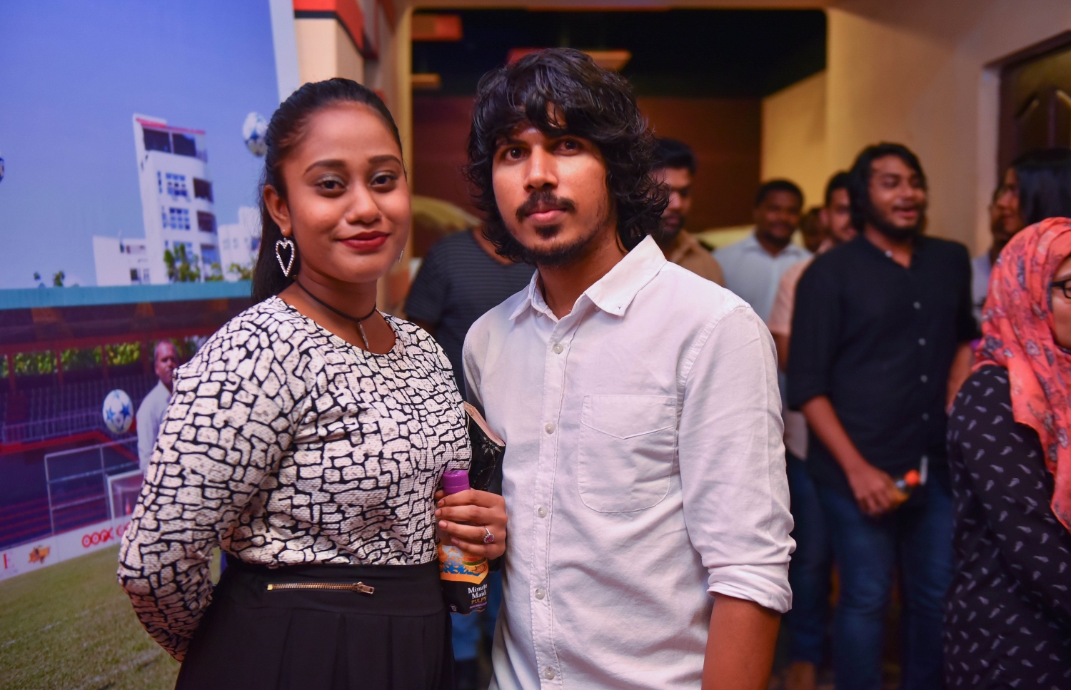 މާލެ: މޭ 25، 2017- "މިހާރު" ނޫހުގެ ލައިފް ސްޓައިލް މެގަޒިން "ދޯ" އަދި ވެބްސައިޓު އިފްތިތާހުކުރުމަށް އޮލިމްޕަހުގައި ބޭއްވި ހާއްސަ ހަފްލާގެ ތެރެއިން.---މިހާރު ފޮޓޯ: ހުސެއިން ވަހީދު