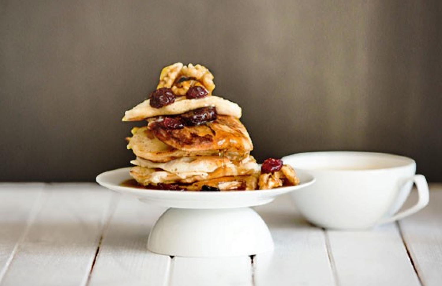 އޯލްޑަންބާގާ ބަޓަރު ބޭނުންކޮށް ތައްޔާރުކޮށްފައިވާ ރަހަމީރު އެޕަލް ޕޭންކޭކެއް