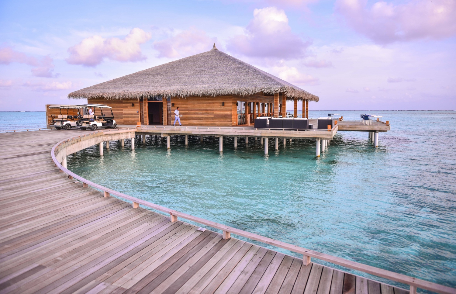 ކޮކޫން މޯލްޑިވްސް: ރާއްޖޭގެ ފުރަތަމަ ޑިޒައިނާ ރިސޯޓް