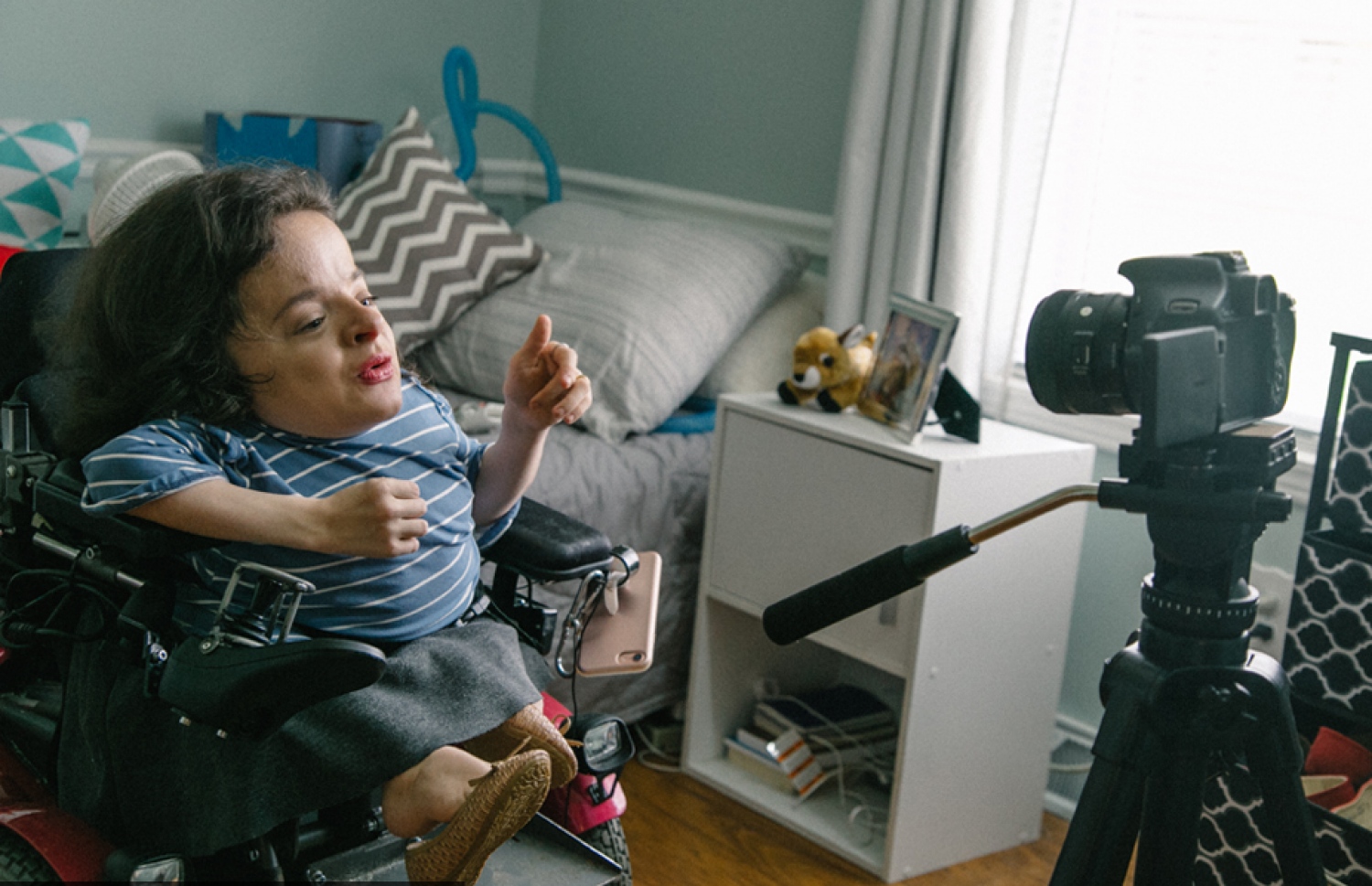 މައިކެލާ: މިހާރު ދުނިޔެއަށް މަޝްހޫރު ވްލޮގާ އެއް