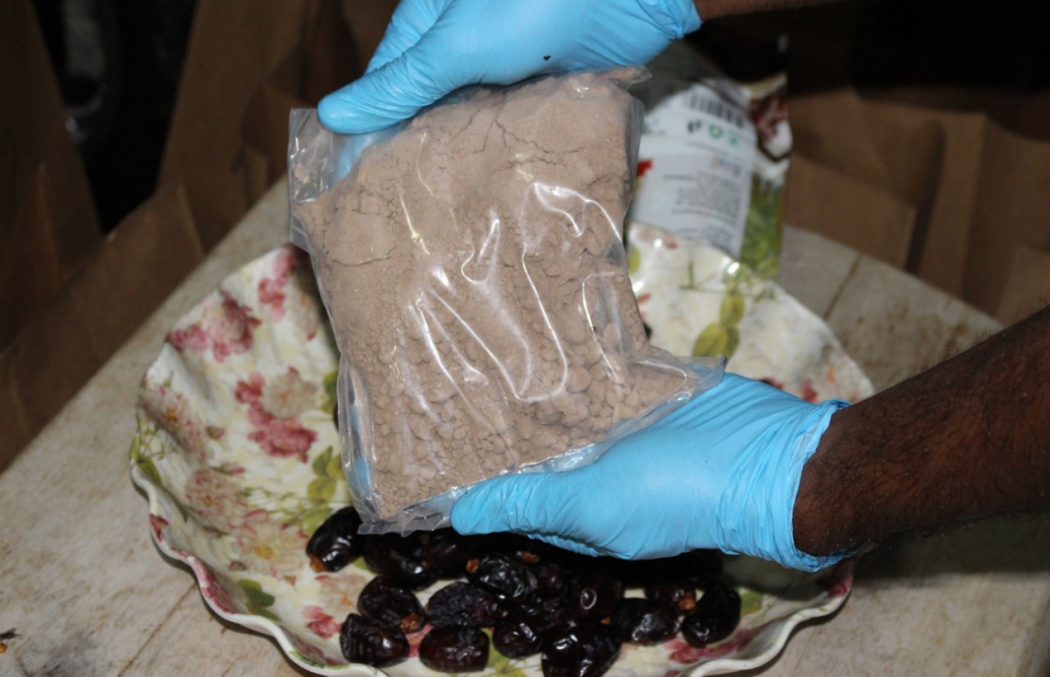 ރާއްޖެއިން އަތުލައިގަނެފައިވާ ގިނަ އަދަދެއްގެ މަސްތުވާތަކެތި-- ފޮޓޯ: ޕޮލިސް