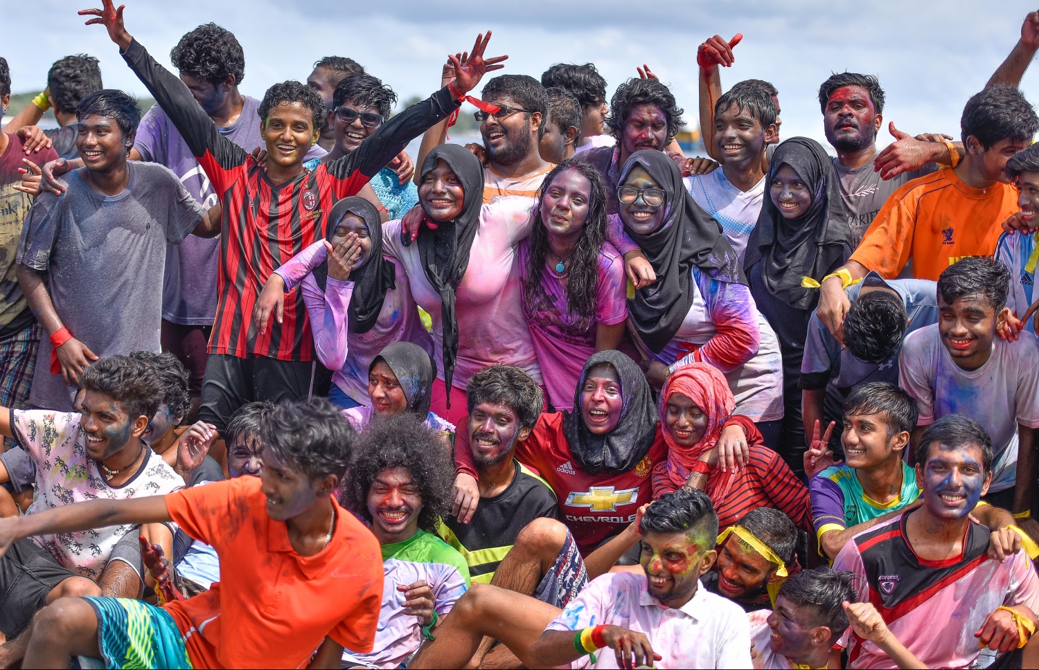 އީދު ދުވަހުގެ ފެންކުޅިން އުފާވެރިކަން