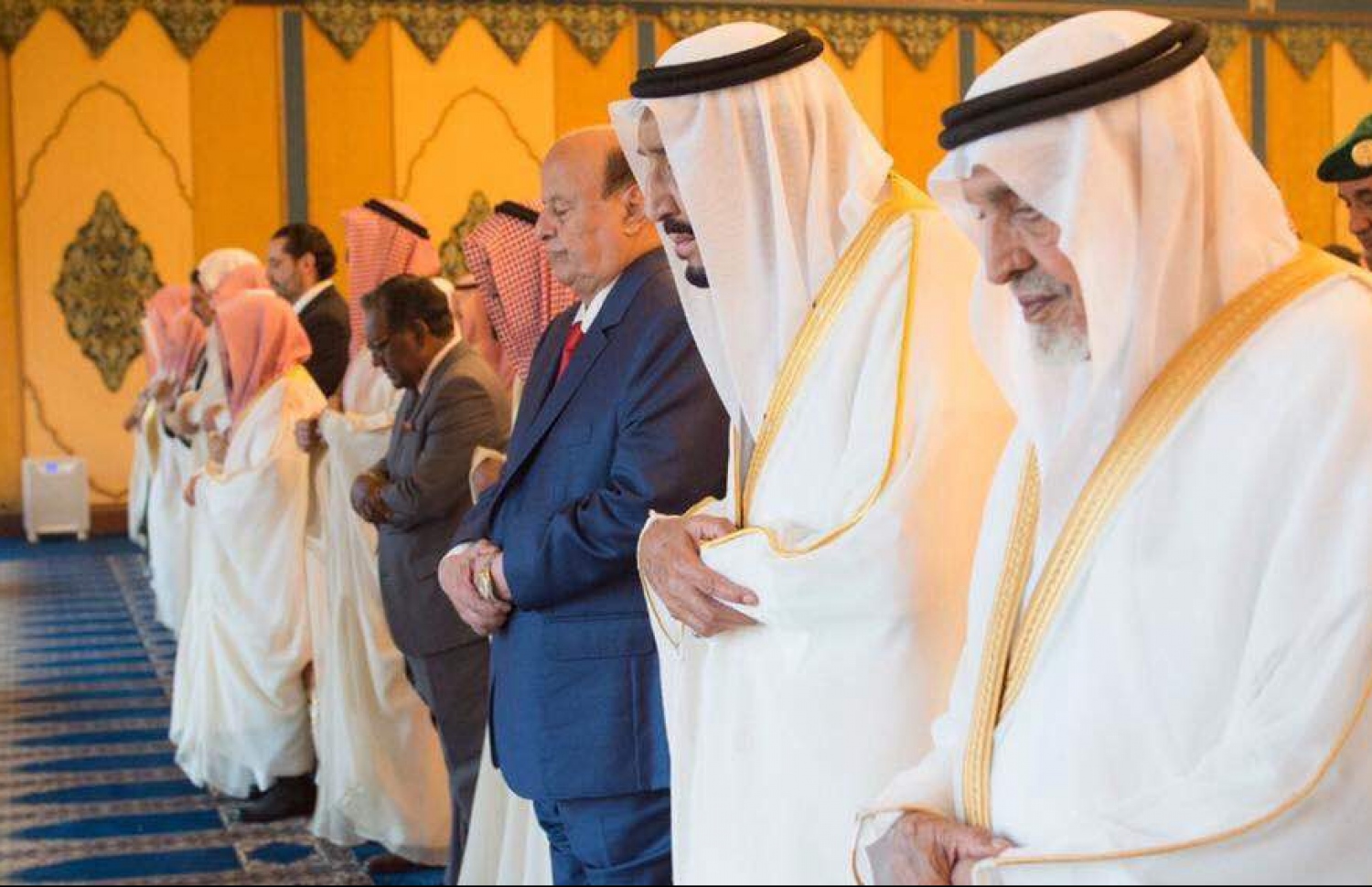 މައްކާގައި ކުރި މި އަހަރުގެ ފިތުރު އީދު ނަމާދުގައި، އެ ގައުމުގެ ރަސްގެފާނު ސަލްމާންގެ އަރިހުގައި ރާއްޖޭގެ ކުރީގެ ރައީސް ވަހީދު ބައިވެރިވެވަޑައިގަންނަވަނީ.