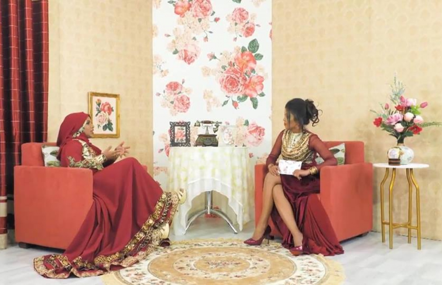 ޝިރާނީ "އަޒޯނާ" ޕްރޮގްރާމްގައި އައްޒައާ އެކު.