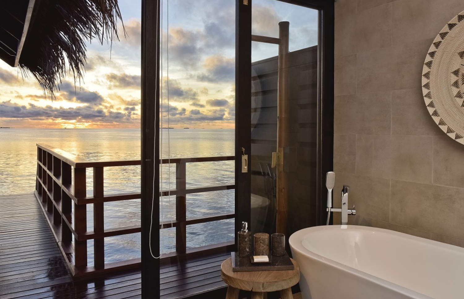 މާލެ އަތޮޅުގައި އަލަށް ތަރައްގީކުރި ކޮށްދިއްޕަރު ރިސޯޓްގެ ވިލާއެއް: އެ ރިސޯޓުގައި މަތީ ފެންވަރުގެ 120 ވިލާ ހިމެނޭ. ފޮޓޯ: ކޮށްދިއްޕަރު