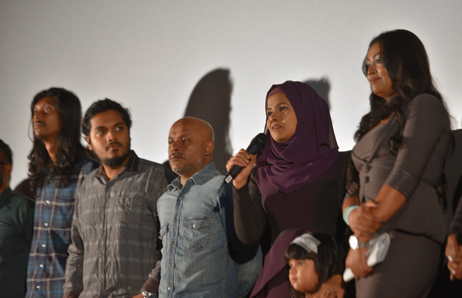 މާލެ: ޖުލައި 8، 2017: ފިލްމް "ބޮސް" ލޯންޗް ކުރުމަށް އޮލިމްޕަހުގައި ބޭއްވި ހަފުލާގައި ޕްރޮޑިއުސަރު ނަހުލާ(ވ) ވާހަކަ ދައްކަނީ.-- ފޮޓޯ: ހުސެން ވަހީދު/ މިހާރު