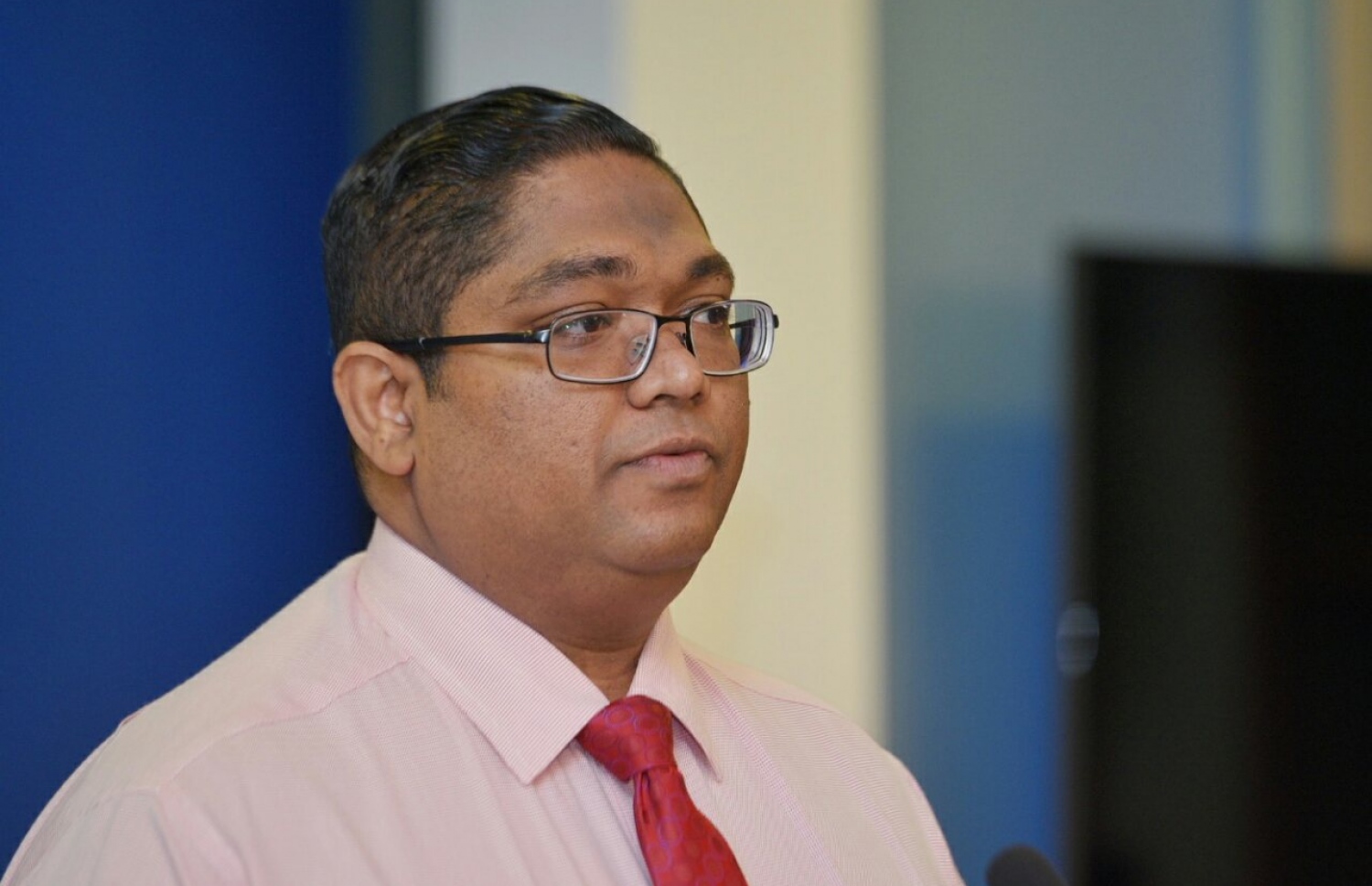 ދައުލަތަށް ލިބެންޖެހޭ ފައިސާ ހޯދުމަށްޓަކައި ރިޔާސީ ކޮމިޝަން އުފެއްދިކަން ބަންޑާރަ ނައިބު އަނިލް މިއަދު އިއުލާން ކުރައްވަނީ.---މިހާރު ފޮޓޯ: ހުސެއިން ވަހީދު