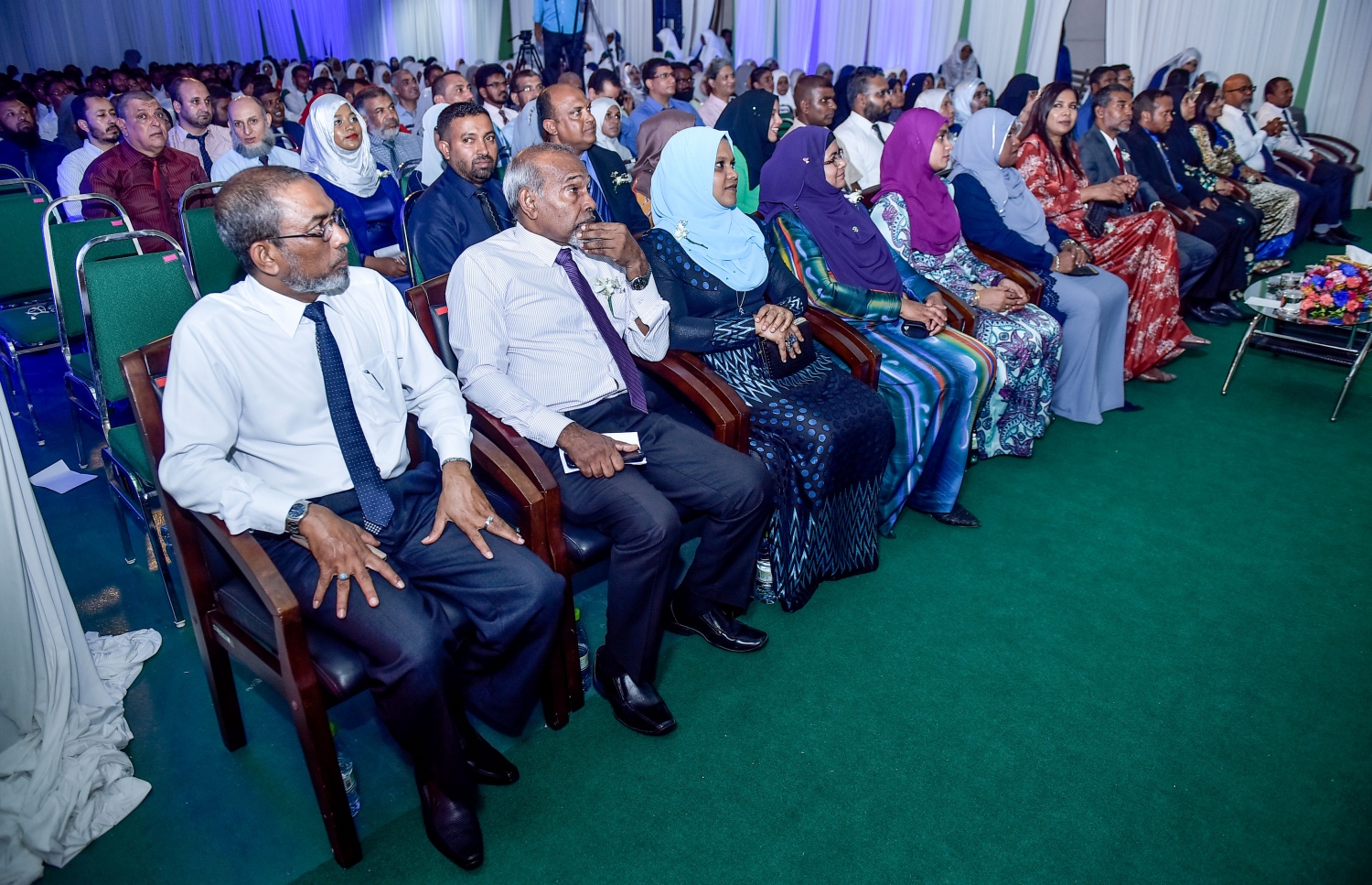 މާލެ: ޖުލައި 20، 2017- މަދްރަސަތުލް އަރަބިއްޔާގެ އަހަރީ އިނާމު ދިނުމުގެ ޖަލްސާގެ ތެރެއިން.---މިހާރު ފޮޓޯ: ހުސެއިން ވަހީދު