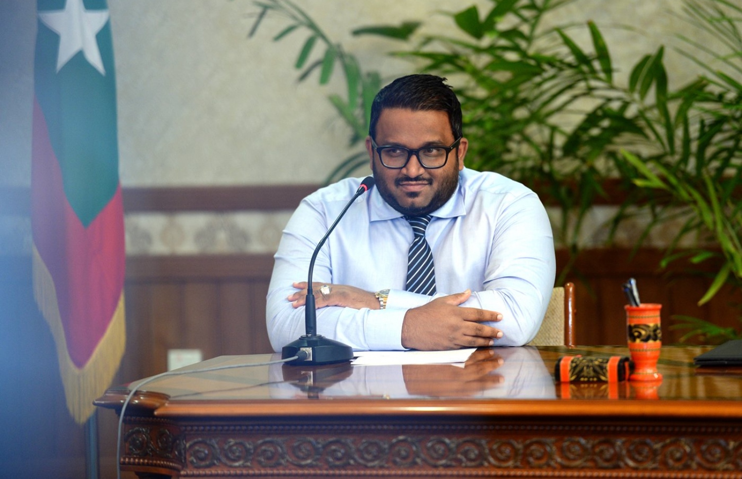 ކުރީގެ ނައިބު ރައީސް އަދީބު: އެމަނިކުފާނު، ހުމާމާ ބައްދަލުކުރި މައްސަލަ އަންނަނީ ތަހުގީގުކުރަމުން.-- ފޮޓޯ: ރައީސް އޮފީސް