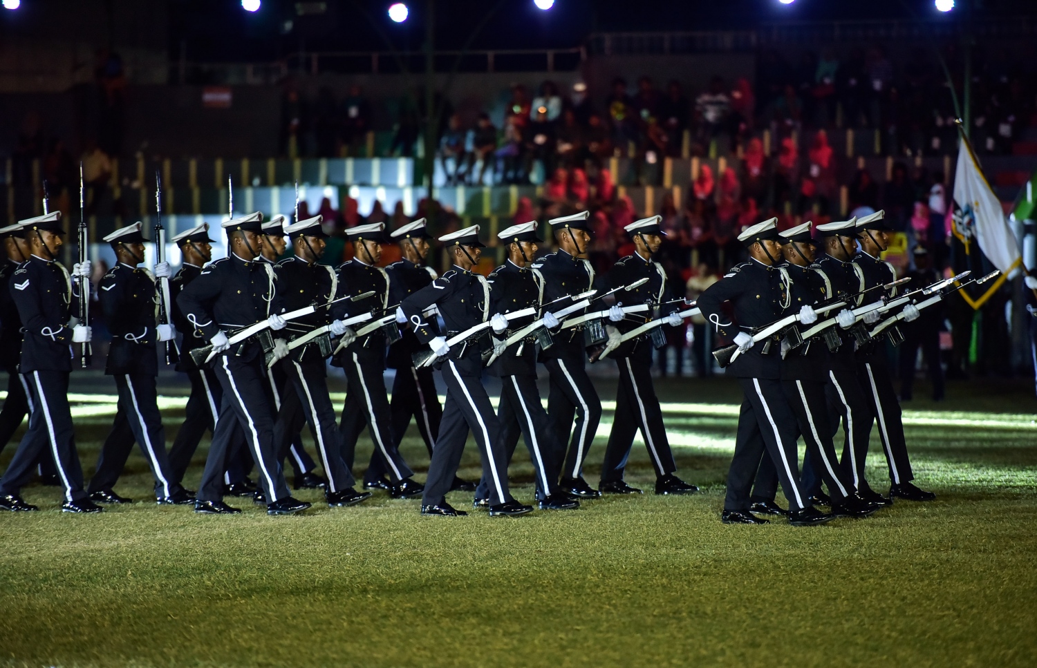 މިނިވަން ދުވަހުގެ ކުޅިވަރުތައް